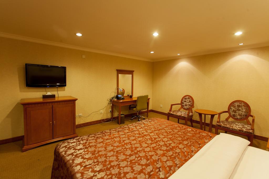 Beijing Zhongyu Century Grand Hotel Exterior photo