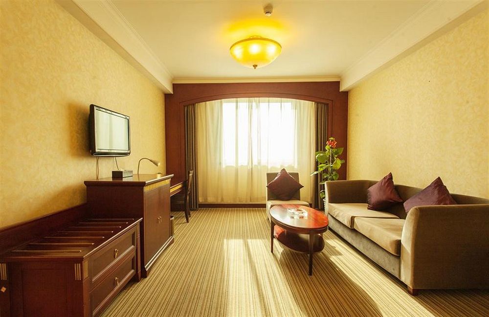 Beijing Zhongyu Century Grand Hotel Exterior photo